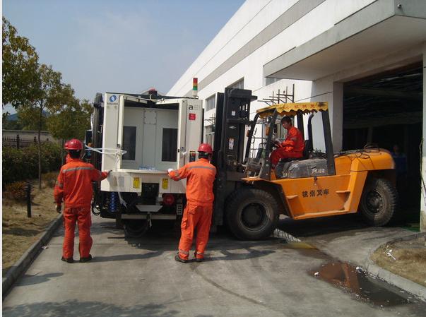 揚州工廠搬遷-想買搶手的設(shè)備起重,就來薛濤起重搬運-書生商貿(mào)平臺www